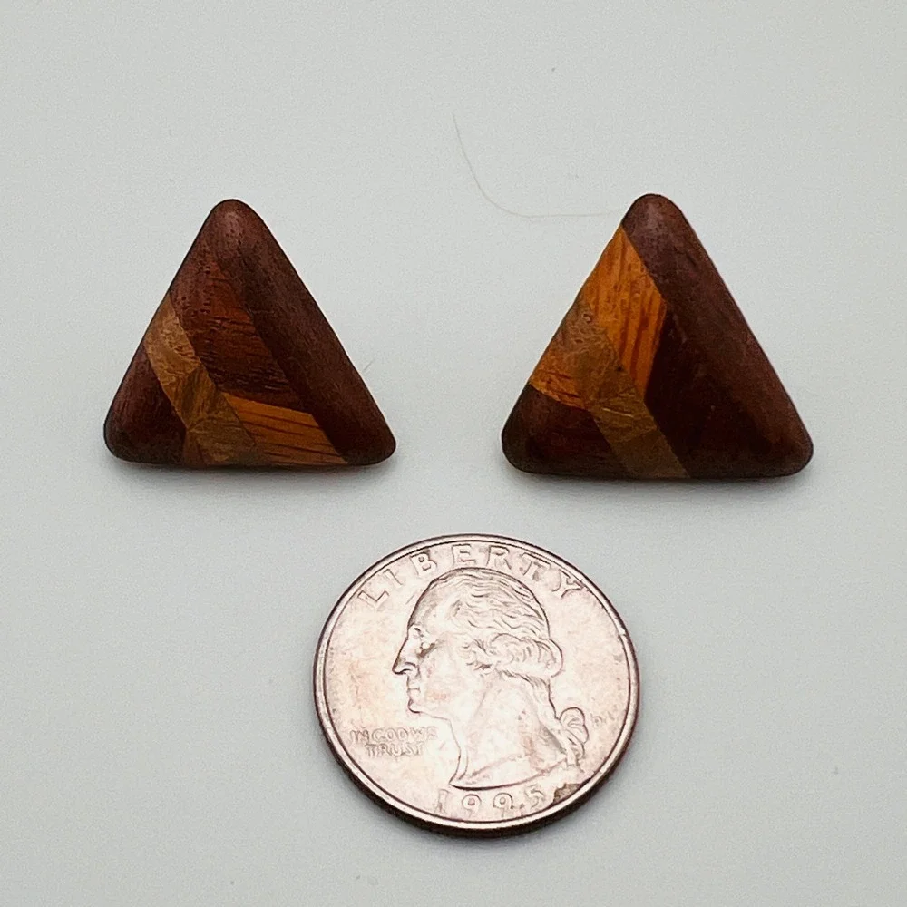 Vintage Inlaid Wood Pierced Earrings Geometric Triangle Inlaid Brown Boho